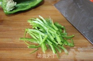 【凉拌土豆丝】——家常简单夏日凉菜的做法步骤：4