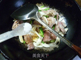 蒜薹茭白炒虾蛄的做法步骤：16