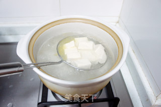鲜虾扒豆腐的做法步骤：4