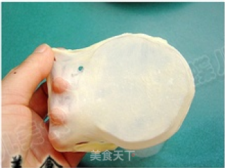 牛奶绣球面包的做法步骤：2