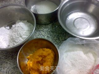 椰香南瓜麻薯的做法步骤：1