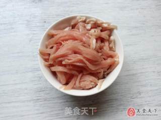 酸菜肉丝面的做法步骤：1