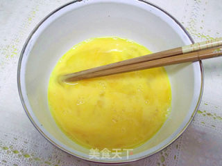 蛋皮菠菜塔的做法步骤：4
