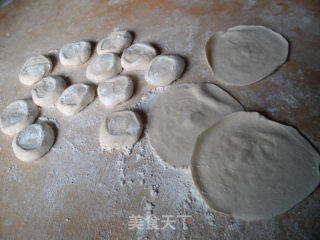 荠菜香菇水饺的做法步骤：8