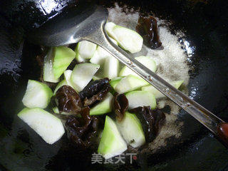 黑木耳炒夜开花的做法步骤：7
