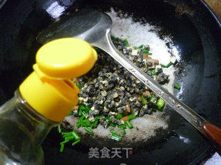 韭菜花香干炒蛳螺肉的做法步骤：15