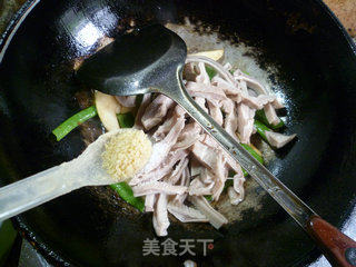 茭白梅豆炒猪肚的做法步骤：14