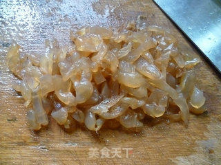 莴笋拌海蜇的做法步骤：4