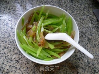莴笋拌海蜇的做法步骤：10