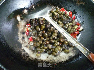 炒蛳螺的做法步骤：4