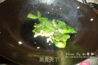 虎皮尖椒的做法步骤：6