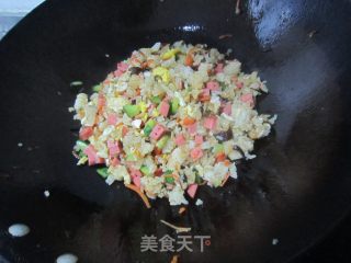 火腿炒饭的做法步骤：9