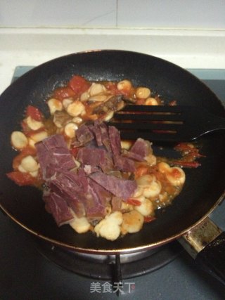 番茄蘑菇炒牛肉的做法步骤：10