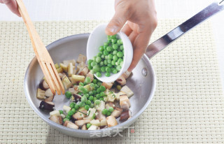 上等蚝油四丁的做法步骤：2