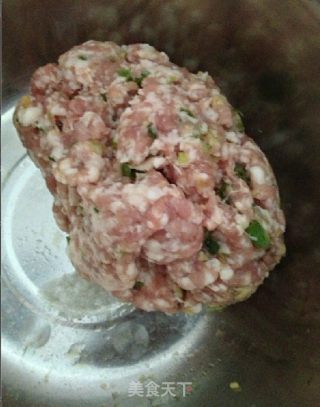 炸肉丸子的做法步骤：1