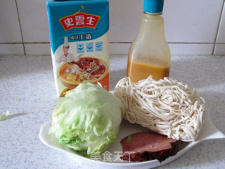简餐清汤面的做法步骤：1