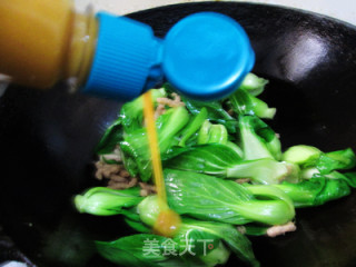素肉丝油菜的做法步骤：7