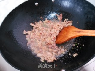 芹菜炒熏干的做法步骤：4