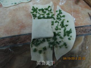 葱油千层饼的做法步骤：9