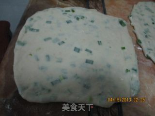 葱油千层饼的做法步骤：12