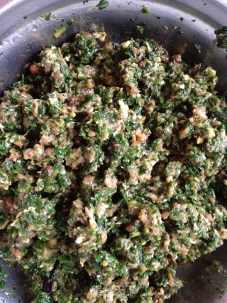 春季养生野味婆婆丁饺子的做法步骤：2