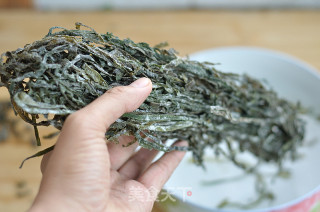 红油海带丝的做法步骤：1