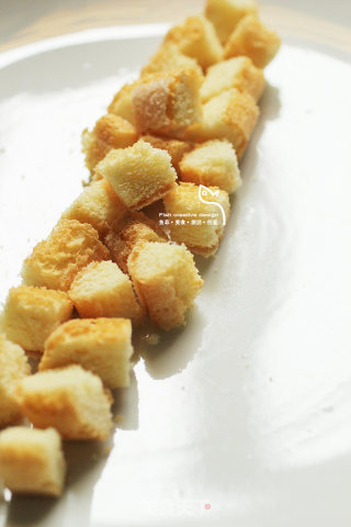 意式草莓提拉米苏的做法步骤：3