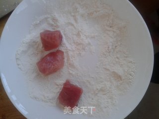 菠萝咕老肉的做法步骤：3