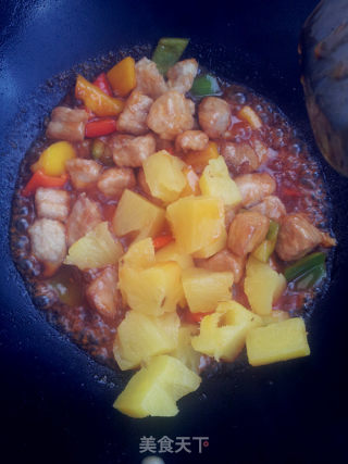 菠萝咕老肉的做法步骤：11