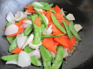 滑炒素三鲜的做法步骤：12