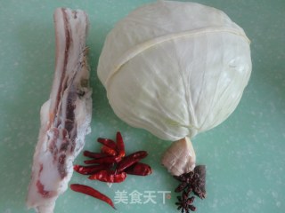 【干锅腊肉包菜】的做法步骤：1