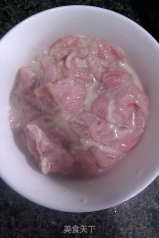 黄瓜肉片汤的做法步骤：2