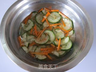 剩土司变桌上肴の【芝心土司鱼卷】的做法步骤：21
