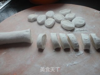 【猪肉芹菜水饺】的做法步骤：6