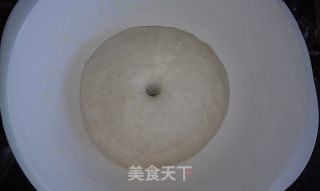 燕麦黑芝麻花卷的做法步骤：4