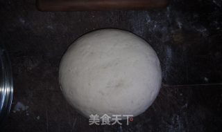 燕麦黑芝麻花卷的做法步骤：5
