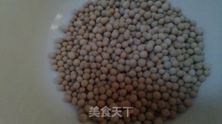 民间传统小零食----炒蟹抓(炒黄豆)的做法步骤：1