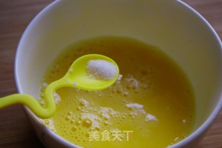 日式鱼糕蒸蛋的做法步骤：2