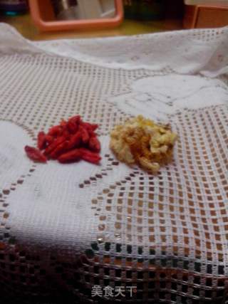 明目枸杞菊花茶的做法步骤：2