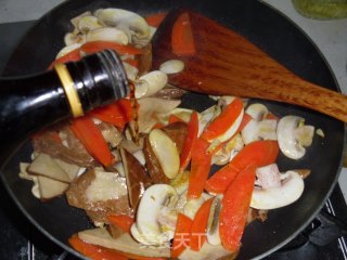 茶干素食小炒的做法步骤：6
