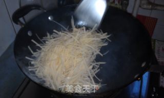 酸辣土豆丝的做法步骤：5