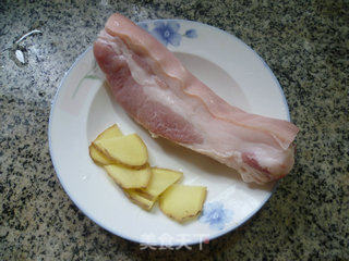 香菇茭白烧肉的做法步骤：2