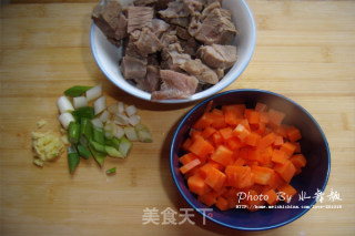 红烧牛肉面的做法步骤：3