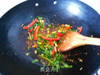 绿豆芽炒肉的做法步骤：7
