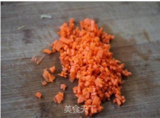 精致料理，简单做——海苔培根饭团的做法步骤：1