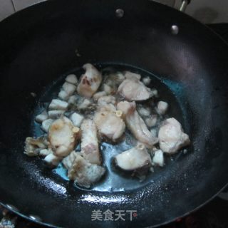 黄瓜煮鱼的做法步骤：3