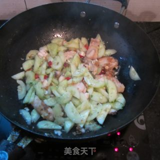 黄瓜煮鱼的做法步骤：5