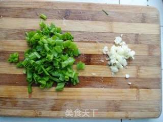 香葱炒土豆的做法步骤：3