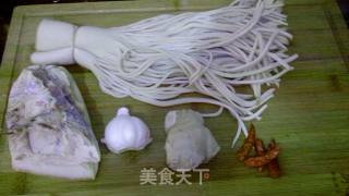 干丝蒸咸肉的做法步骤：1