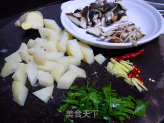 香菇烧土豆的做法步骤：5